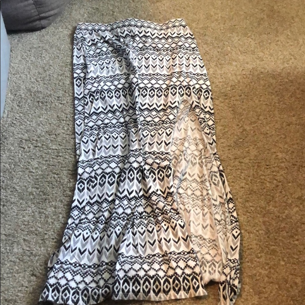 Maxi skirt